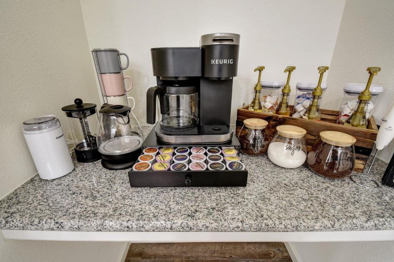 Family Stay! Near Downtown, Coffee Bar, King Bed San Antonio Zewnętrze zdjęcie
